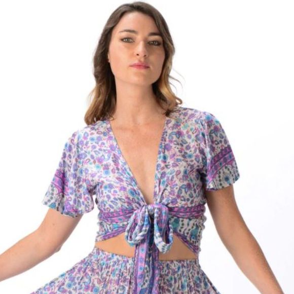 NWT Walker & Wade Wisteria Lavender Floral Crop Tie Top - Picture 2 of 3